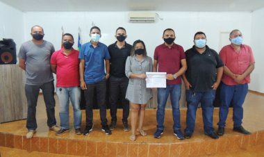 Em ação conjunta, Câmara de Vereadores antecipa reunião extraordinária e vota PL 11/2021, que altera a estrutura da Secretaria de Educação