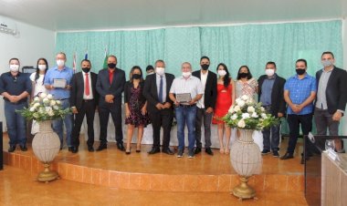 Câmara realiza solenidade para a entrega de títulos honoríficos