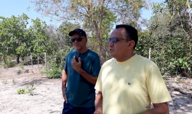 Ananias Borges visita local em que será construído o Posto de Saúde na localidade Barra das Colheres