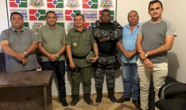 Vereadores se reúnem com o Capitão da PM para tratar de segurança no trânsito da cidade