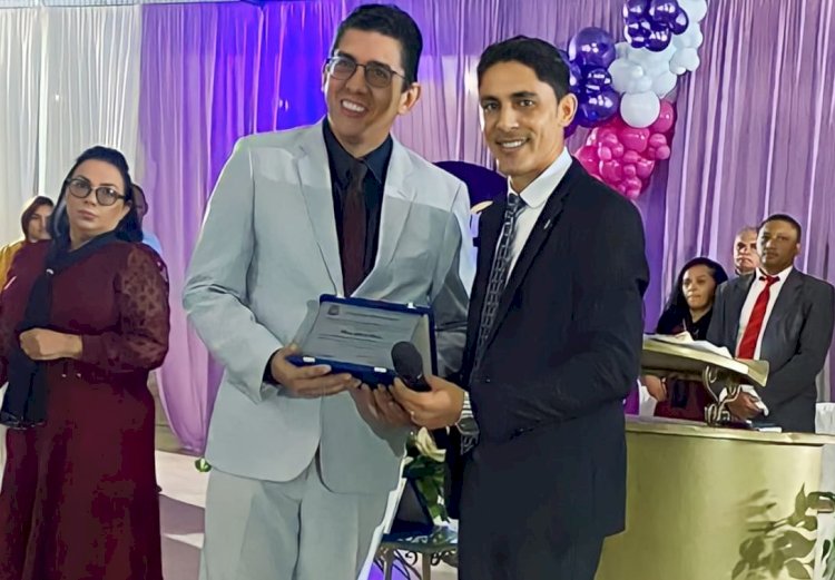 Pastor Mauro Leite e Pastora Solineide Luz recebem Título de Cidadão Honorário Baixa Grandense